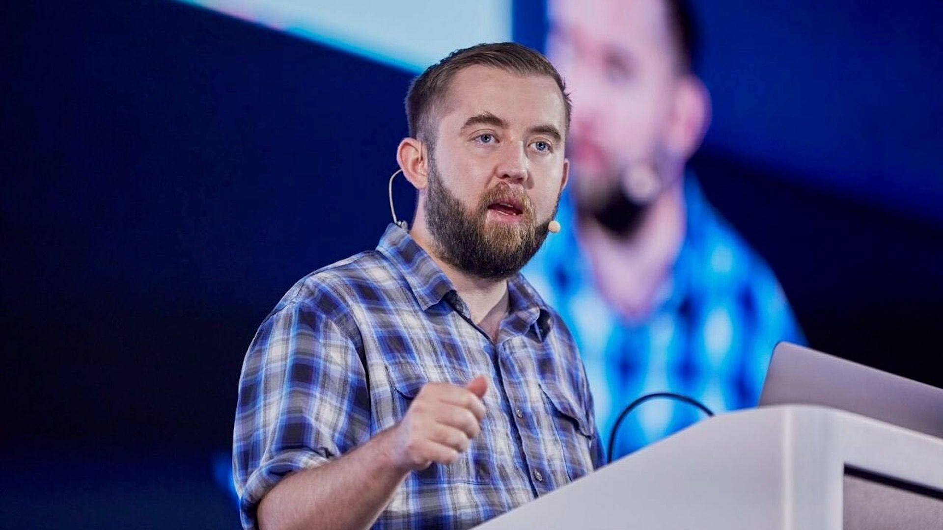 Chainlink запускает обновлённый CCIP с возможностью кастомных проверок безопасности