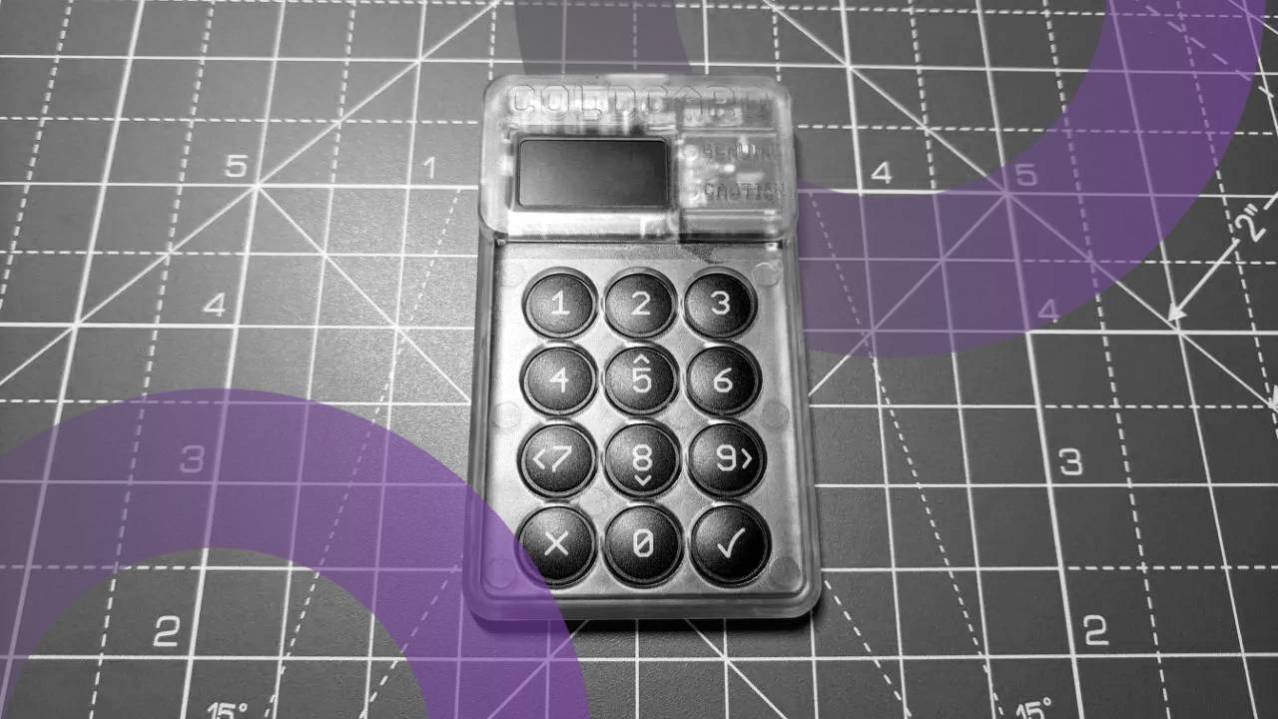 Coldcard exploit: как движутся похищенные BTC и почему firmware patch не чинит старый seed